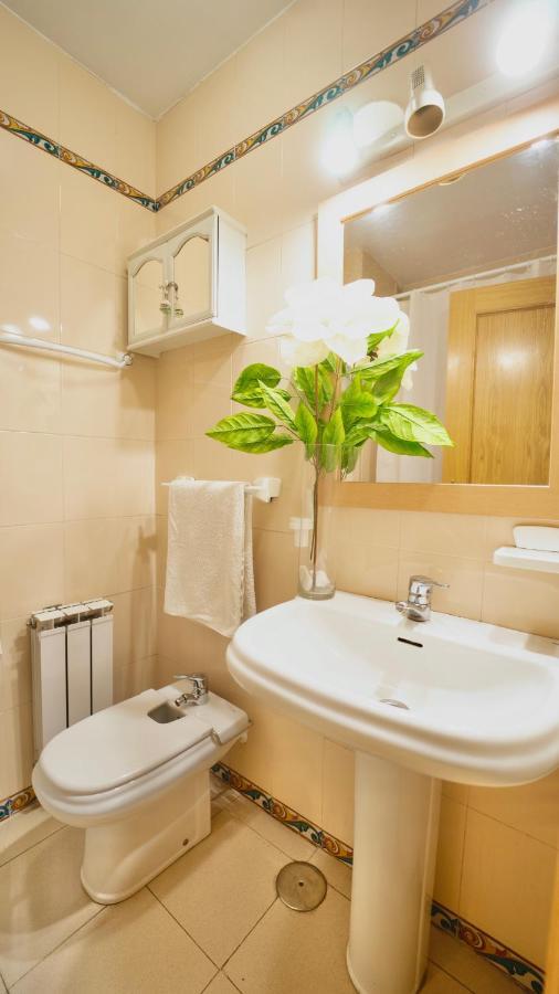 Bonito Y Acogedor Apartamento Pleno Centro Junto Catedral Гранада Екстериор снимка